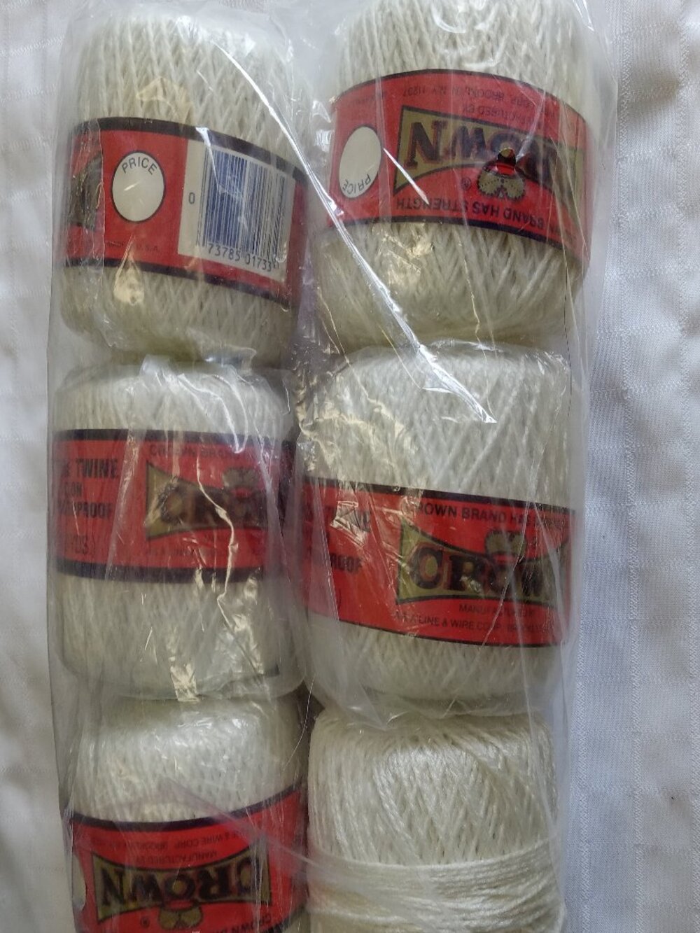 5 new & 1 opened but new vintage balls of natural cotton twine, the Crown brand
